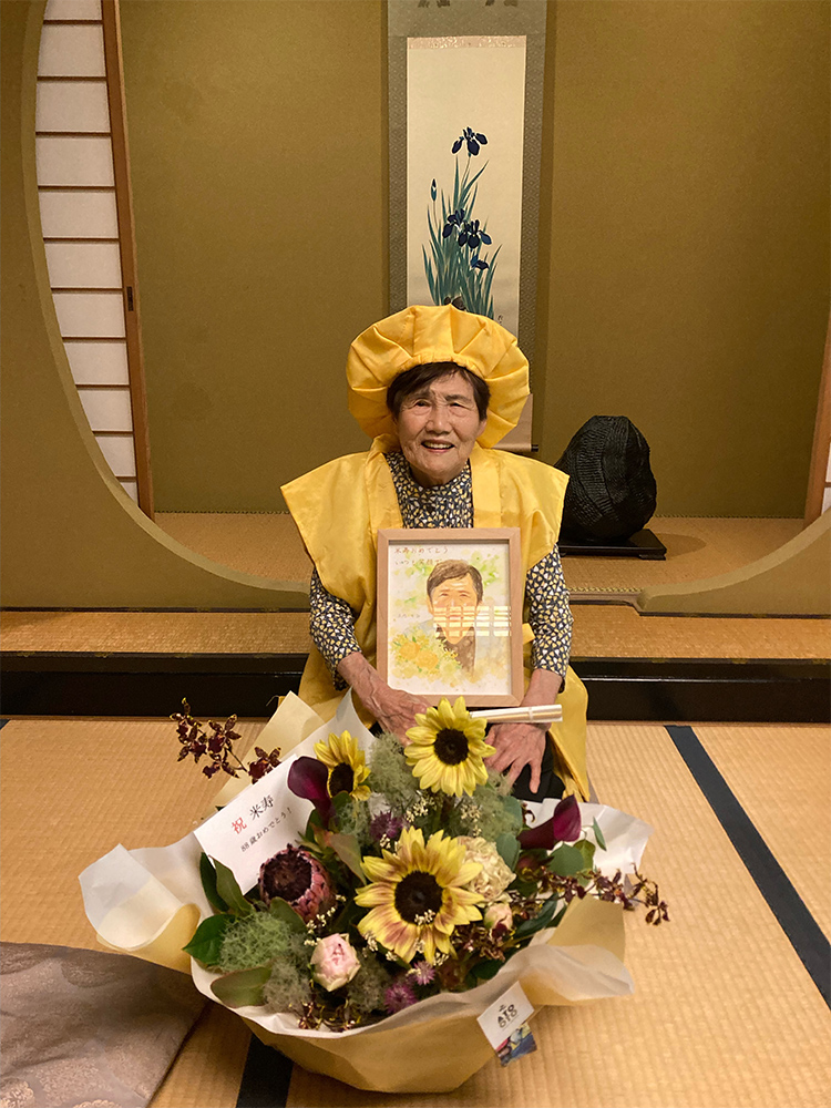 「はちさんに頼んで良かったです。祖母の一生の宝物になると思います。」 はち