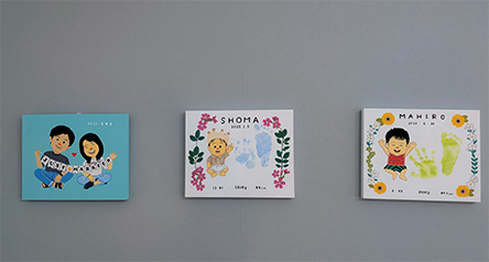 「結婚式のウェルカムボードから、娘、息子のイラストを並べて飾ることができて嬉しいです♡」 ぐりこ TOYキロクボード