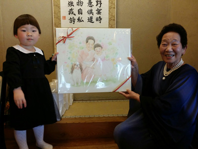 「画のタッチがフワッと可愛らしくて、見ているだけで幸せな気持ちになります。」 フジエシュンスケ