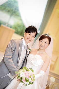 「祝福の花でいっぱいのウエディングブーケ」 なぎさ