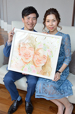 「２人ともこの似顔絵が大のお気に入り」 マッキー