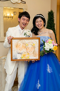 「家族が増えたら今度は3人の似顔絵を描いて頂きたいと思っています」 彩
