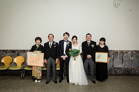 「絵がこんなに素敵なんだから自分たちも仲良くしっかり頑張ろう！と良い意味で背伸びをさせてくれる気がします。」 マッキー フジエシュンスケ