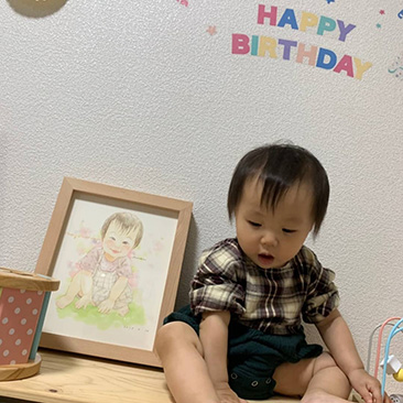 「可愛らしさに笑みがこぼれ、ホッと癒されています。」 フジエシュンスケ