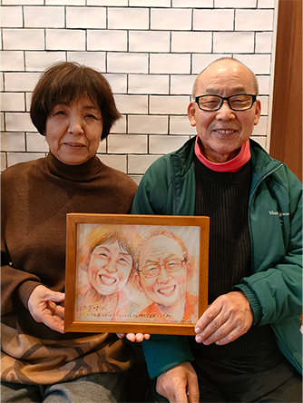「開けたときの歓声と驚きの顔は忘れません。」 さかもとさやか
