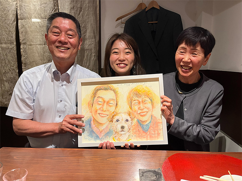 「驚きと嬉しさでいっぱいな様子でした。」 さかもとさやか
